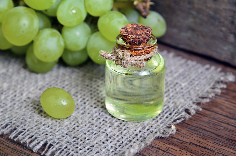 The Benefits of Grape Seed Oil for Hair | On The Table